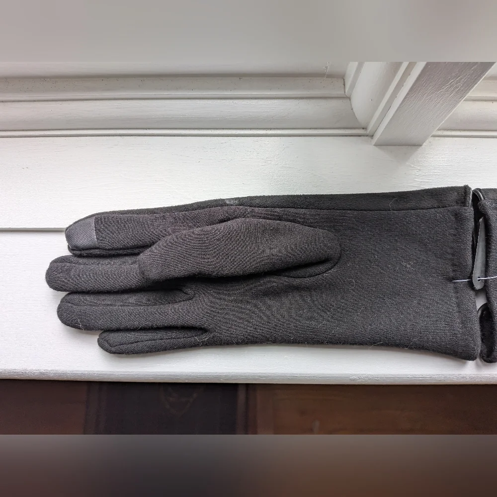 NWT Black Faux Suede Driving Gloves And Gray Pashmina Shawl/Scarf - Picture 7 of 8